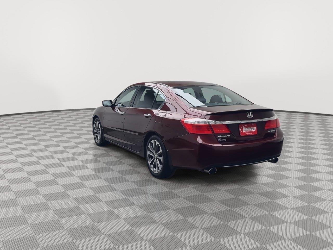 Used 2015 Basque Red Pearl II Honda Sport image 29