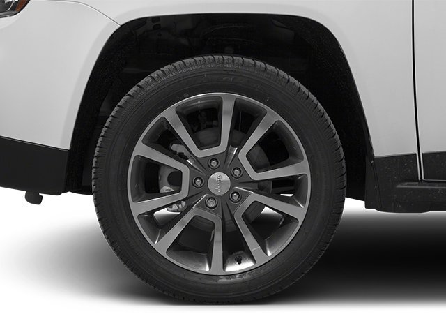 Used 2014 White Jeep Latitude image 13