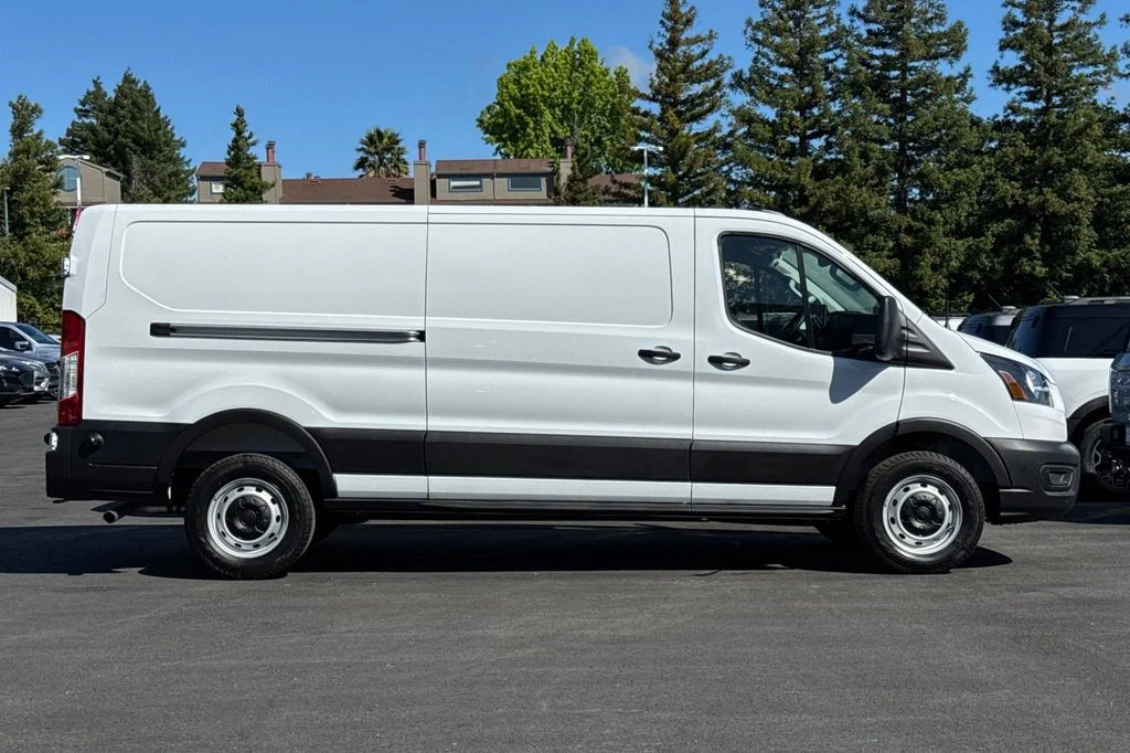 New 2026 Oxford White Ford Cargo Van image 3