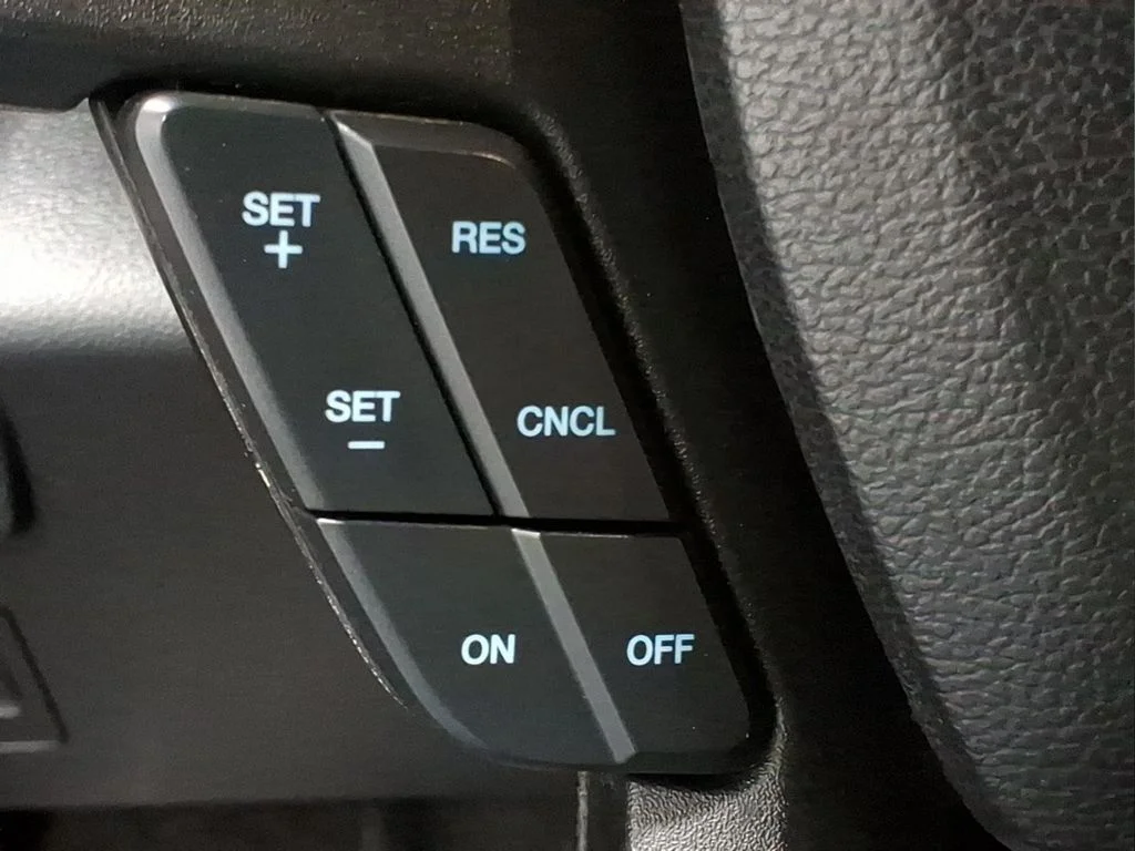 Used 2019 Red Ford XLT image 22