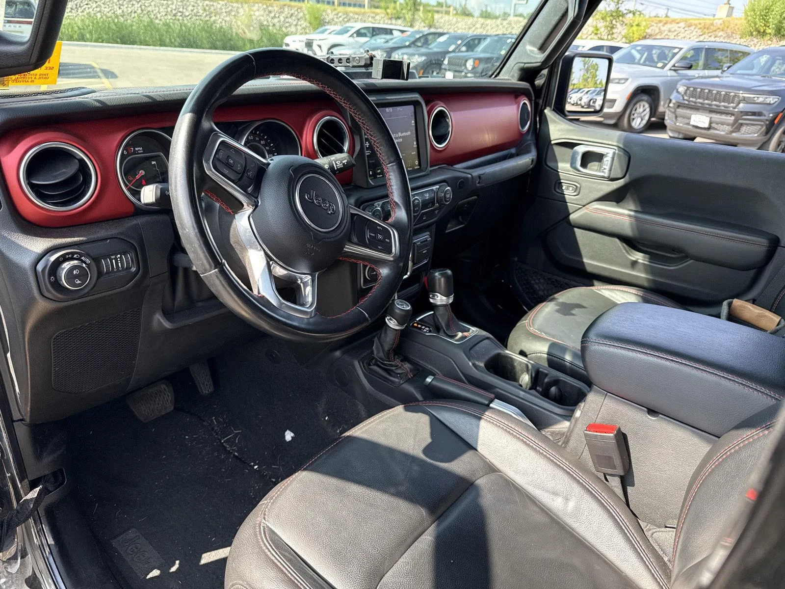 Used 2022 Black Clearcoat Jeep Rubicon image 9