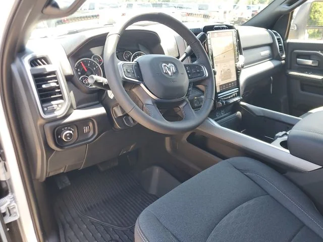 2025 RAM 2500 Big Horn - Photo 17