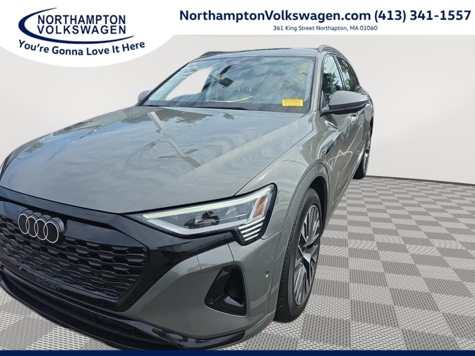 2024 Audi Q8 e-tron Prestige