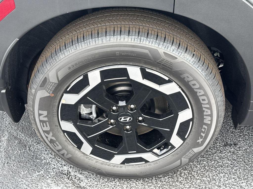 New 2026 Gray Hyundai SEL FWD image 17