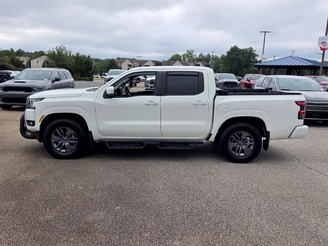 Used 2025 White Nissan SV image 4