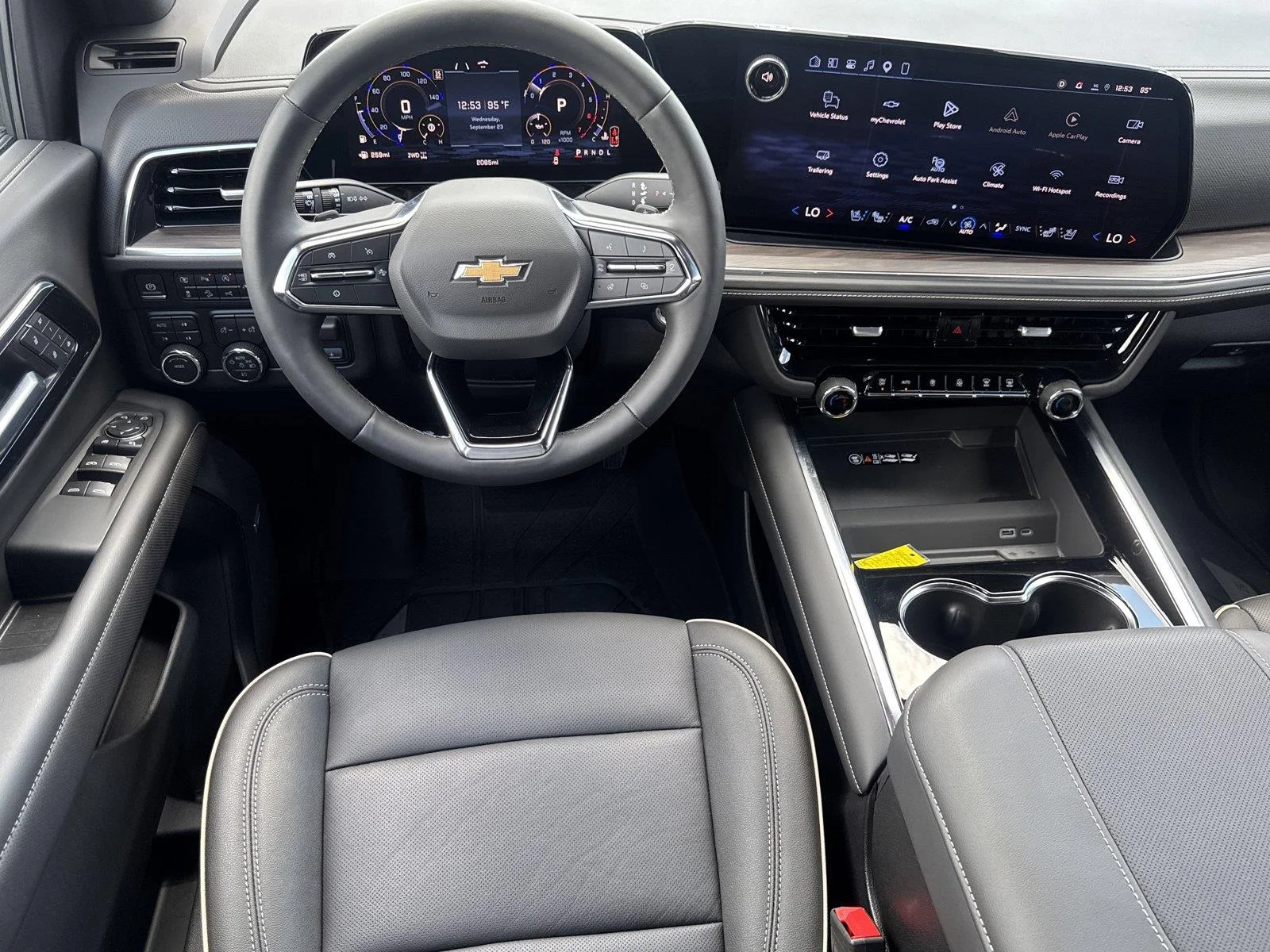 Used 2026 Polar White Tricoat Chevrolet Premier image 14