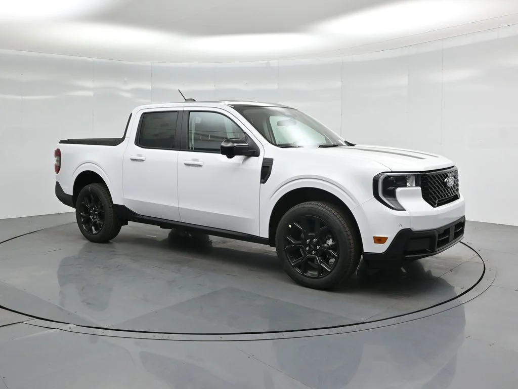 New 2026 Oxford White Ford Lariat image 25
