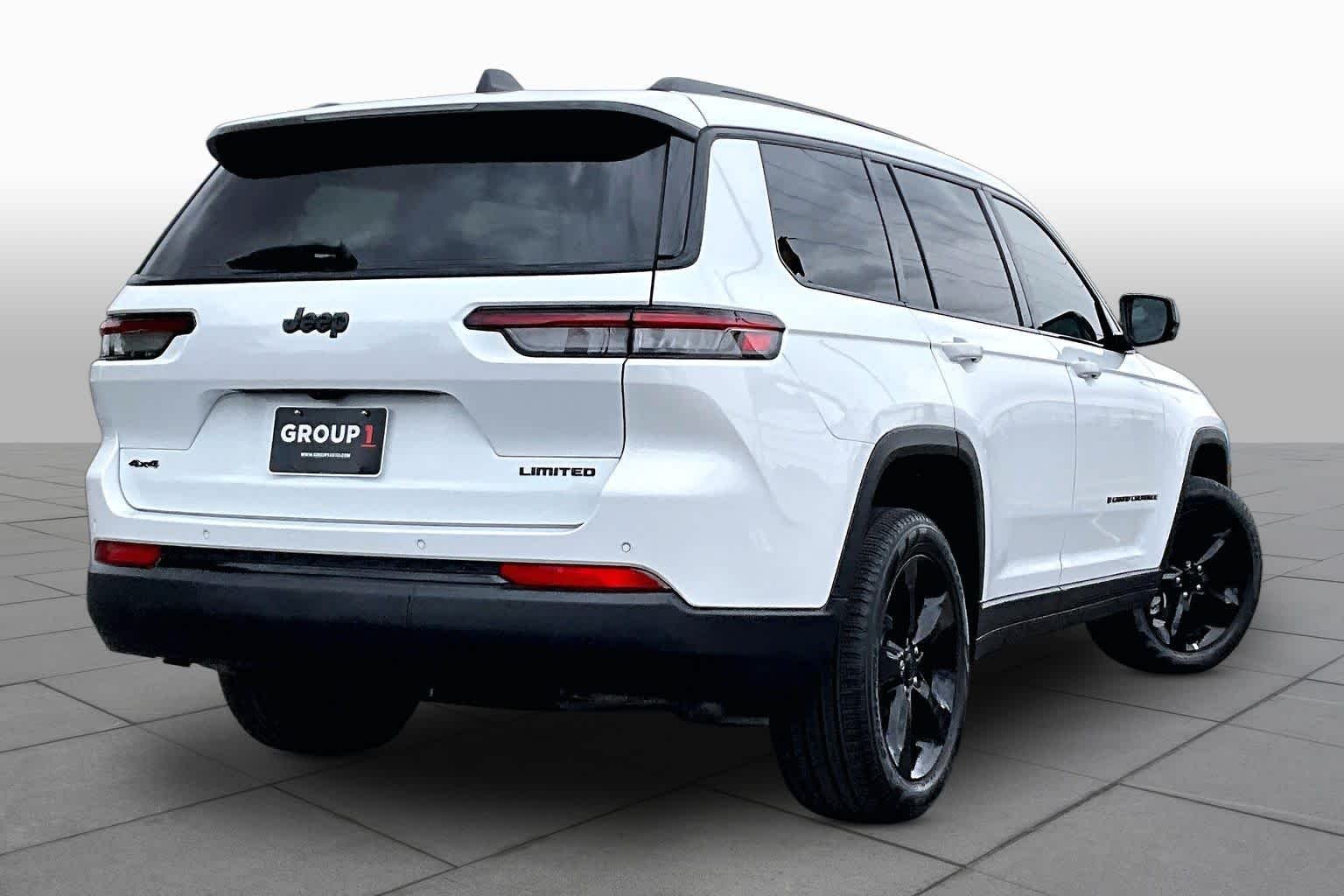 Used 2025 Bright White Clearcoat Jeep Limited image 13