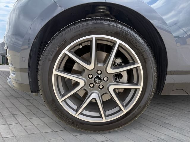 Certified Used 2026 Blue Land Rover Dynamic SE image 9