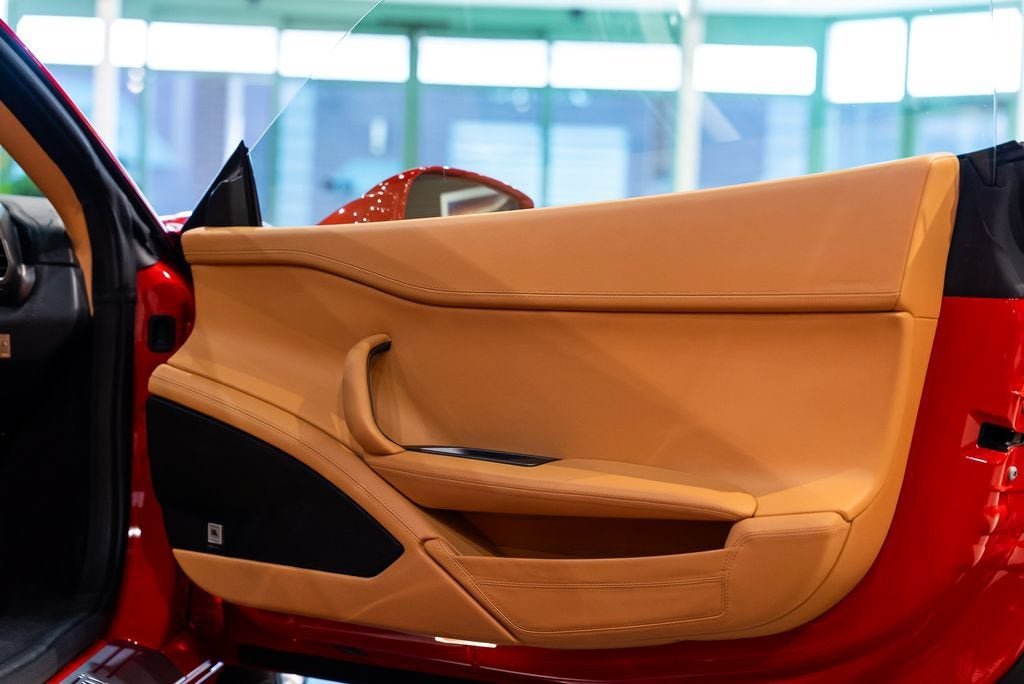 Used 2010 Rosso Corsa Ferrari Base image 47