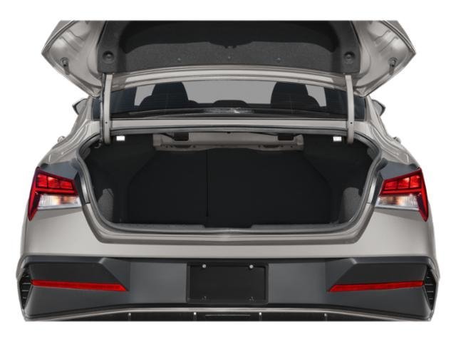 2025 Hyundai Elantra SEL - Photo 13