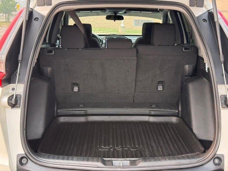 Used 2018 White Diamond Pearl Honda EX image 9