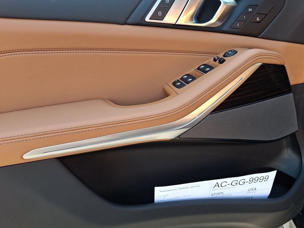 New 2026 Carbon Black Metallic BMW xDrive40i image 10