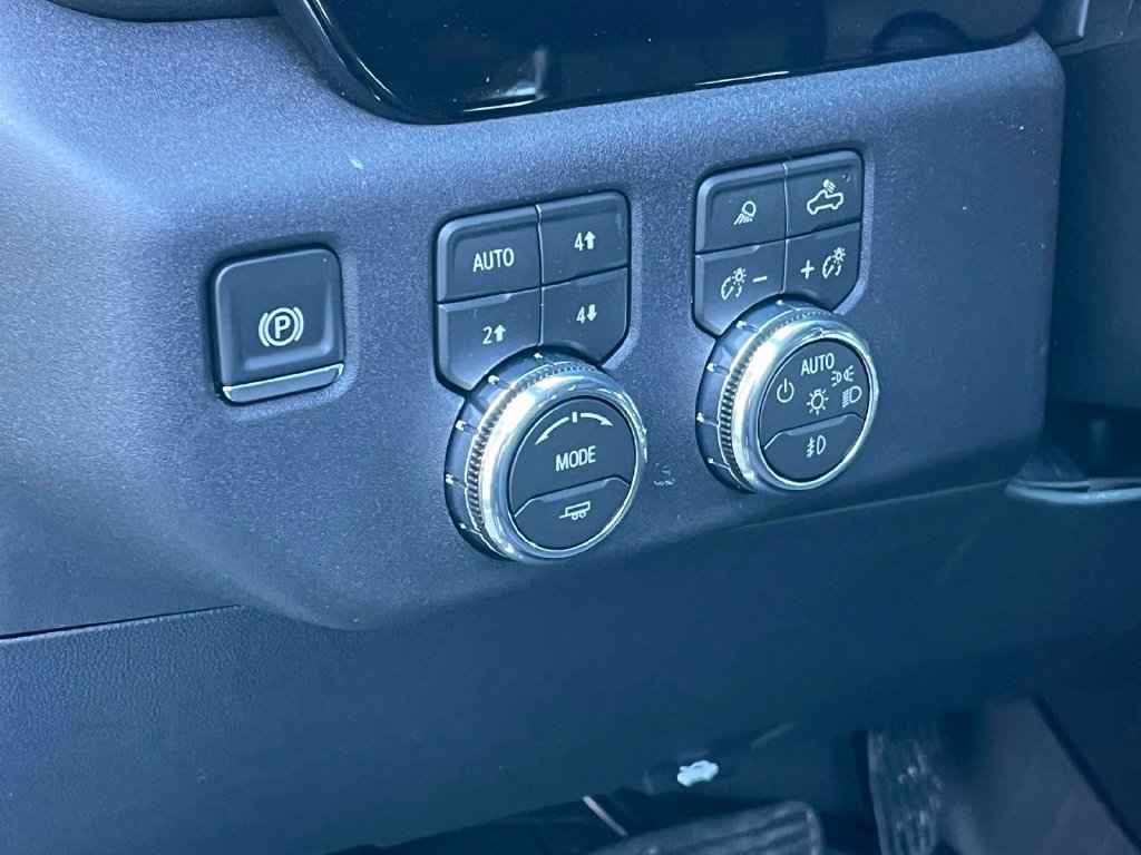 2026 GMC Sierra 1500 SLT - Photo 24