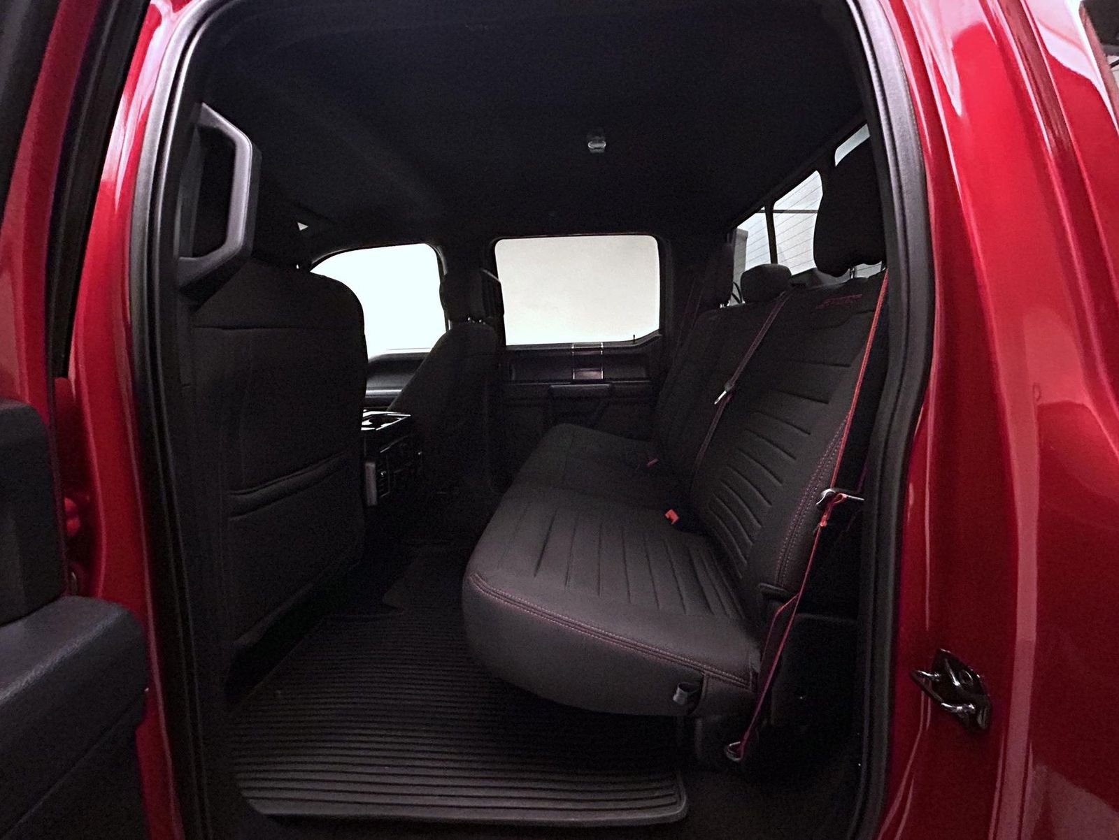 Used 2020 Red Ford XLT image 19