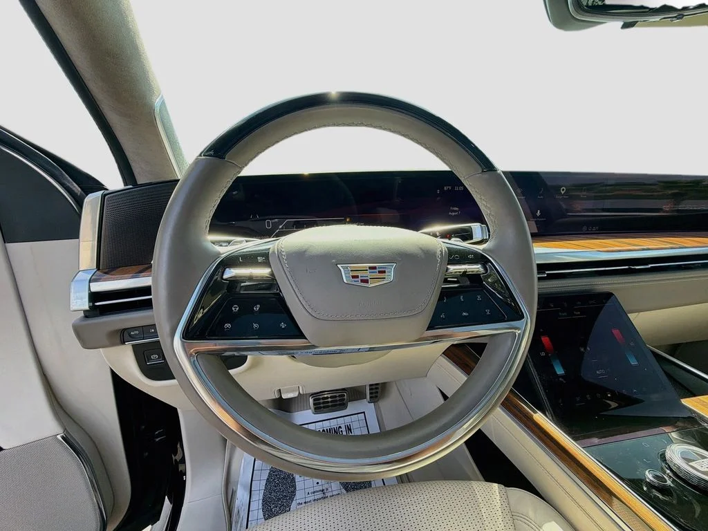 Used 2025 Black Cadillac Sport Platinum image 11