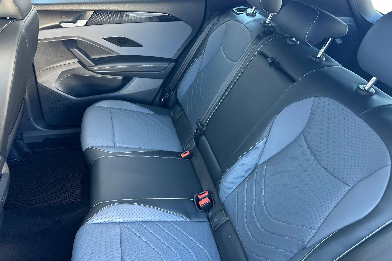 New 2026 Black Volkswagen 2.0T SE R-Line Black image 10