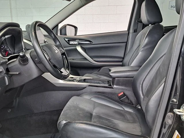 Used 2024 Black Mitsubishi SE image 21