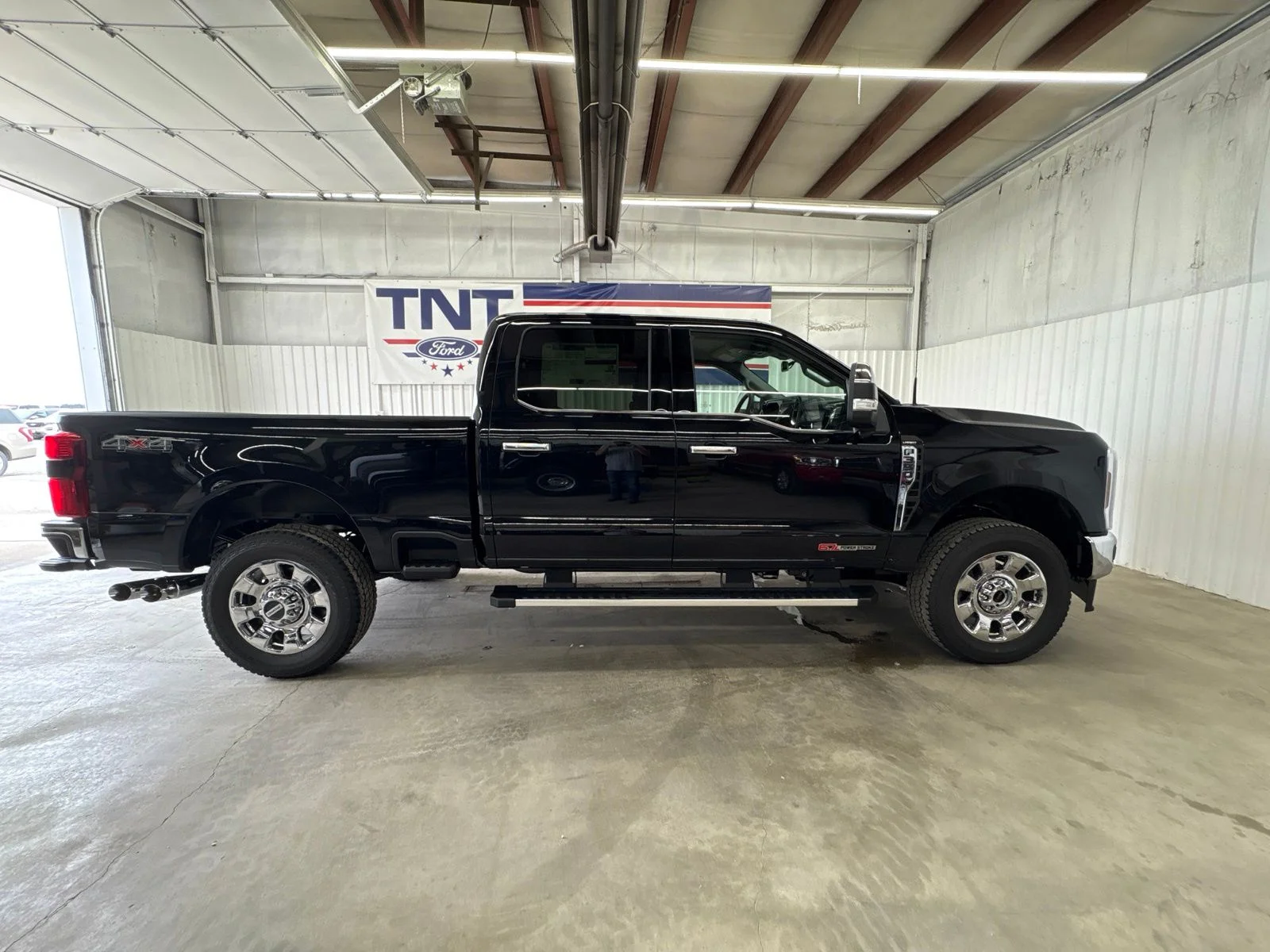 New 2026 Agate Black Metallic Ford F-350® Lariat® image 1