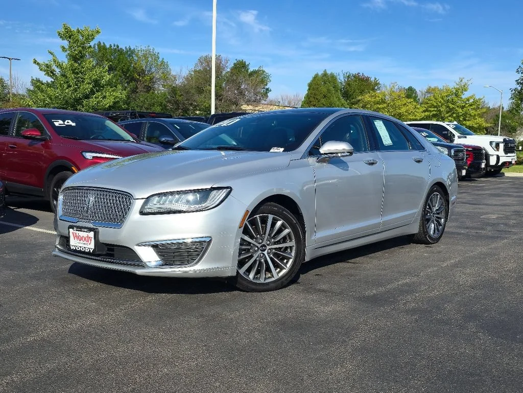 Used 2018 Lincoln MKZ Select with VIN 3LN6L5D99JR621807 for sale in Gurnee, IL
