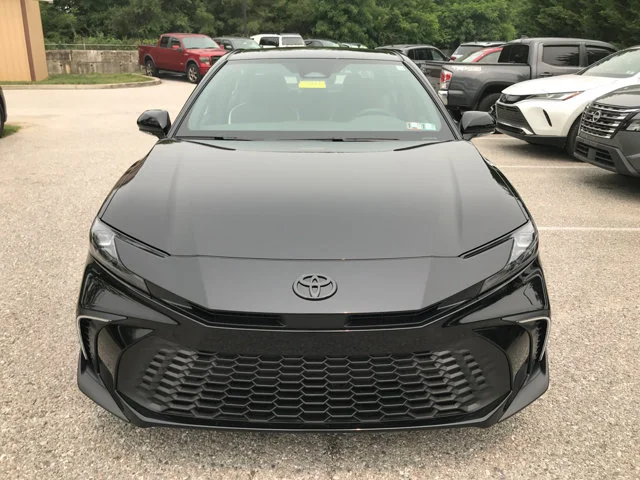 New 2026 Midnight Black Metallic Toyota SE image 3