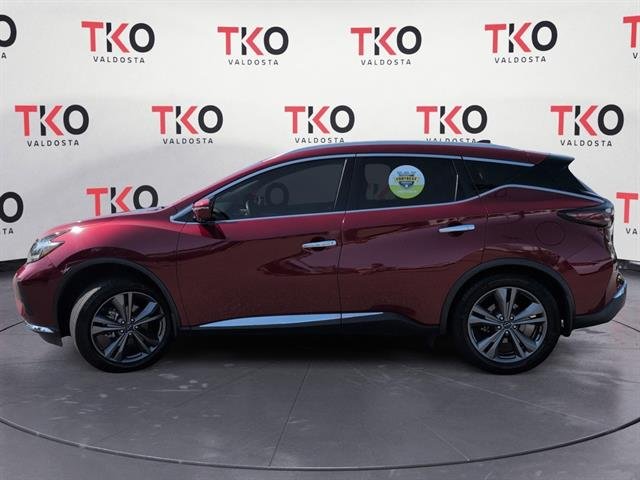 Used 2023 Scarlet Ember Tintcoat Nissan Platinum image 10