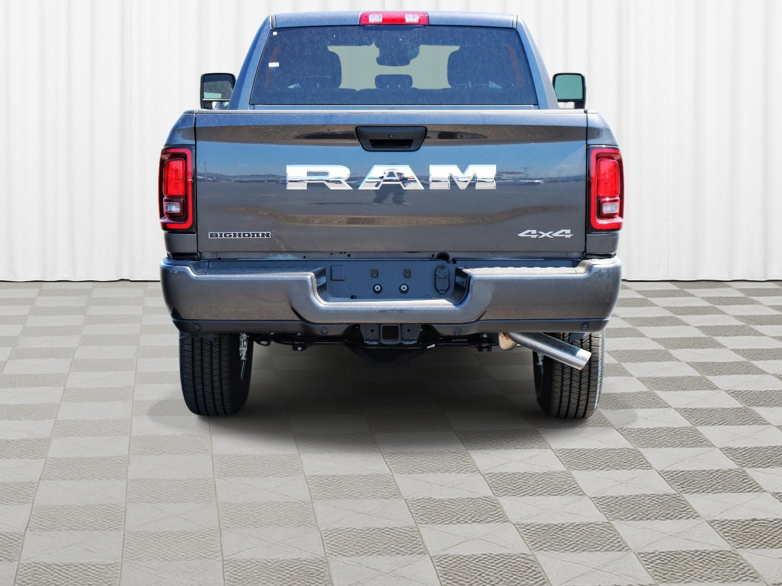 New 2026 Granite Crystal Metallic Clear-Coat Exterior Paint RAM Big Horn image 32
