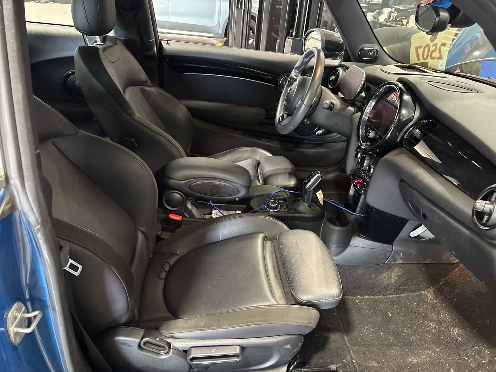 Used 2023 Island Blue Metallic MINI John Cooper Works image 9