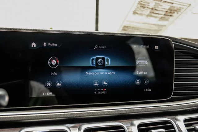 Used 2022 Black Mercedes-Benz GLE 350 image 39
