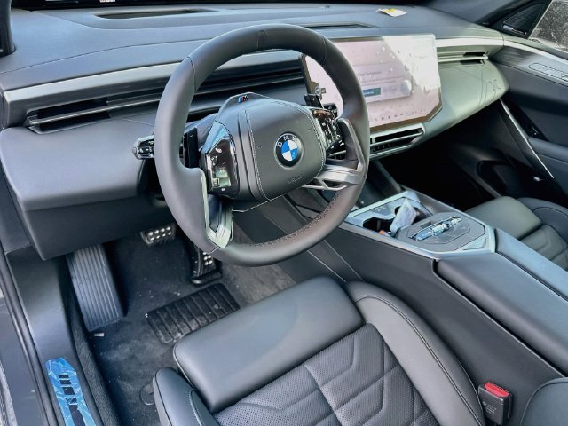 New 2027 Gray BMW xDrive40i image 8