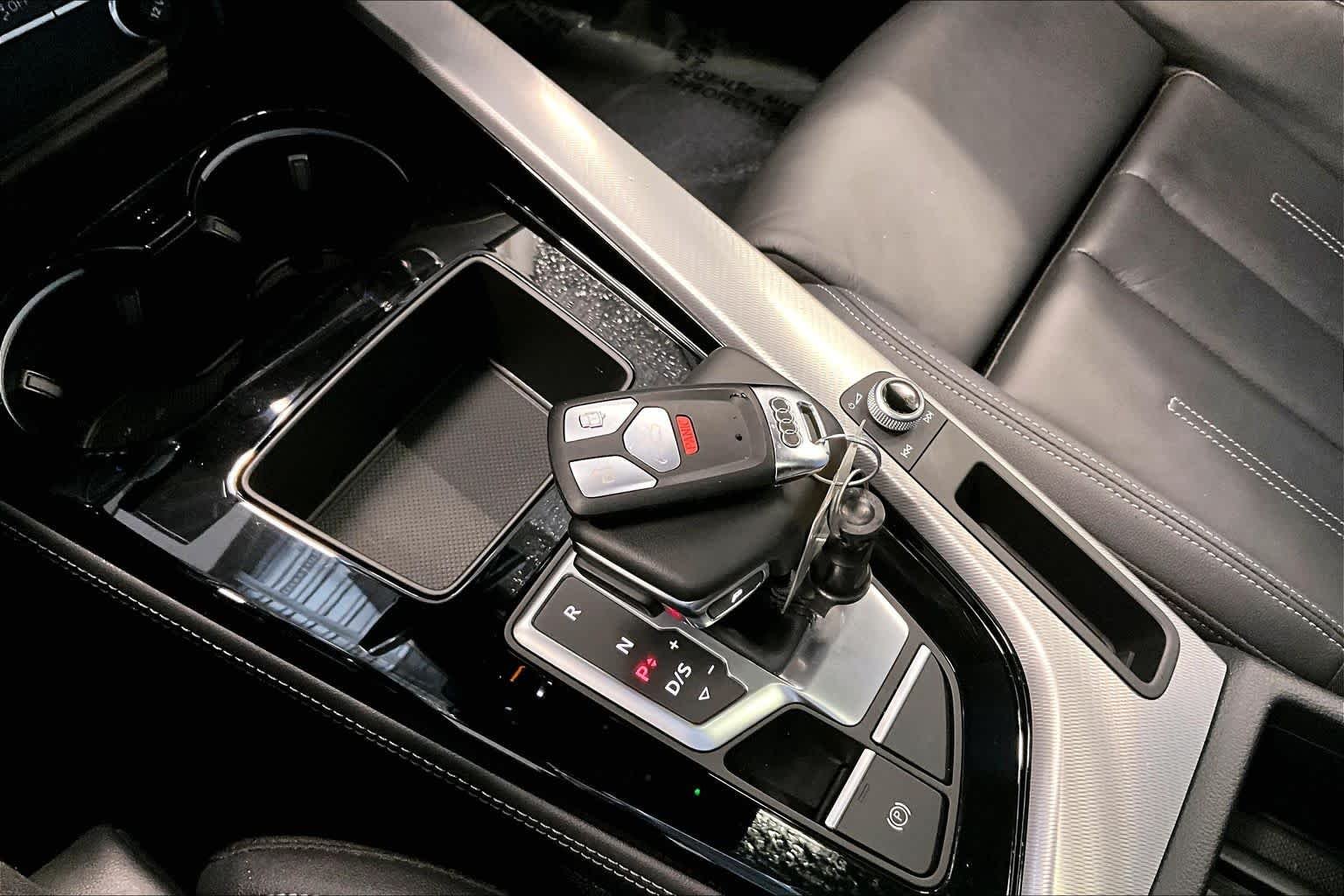Used 2024 Glacier White Metallic Audi S line Premium Plus image 15