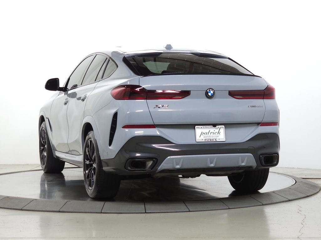 Used 2024 Gray Metallic BMW xDrive40i image 7