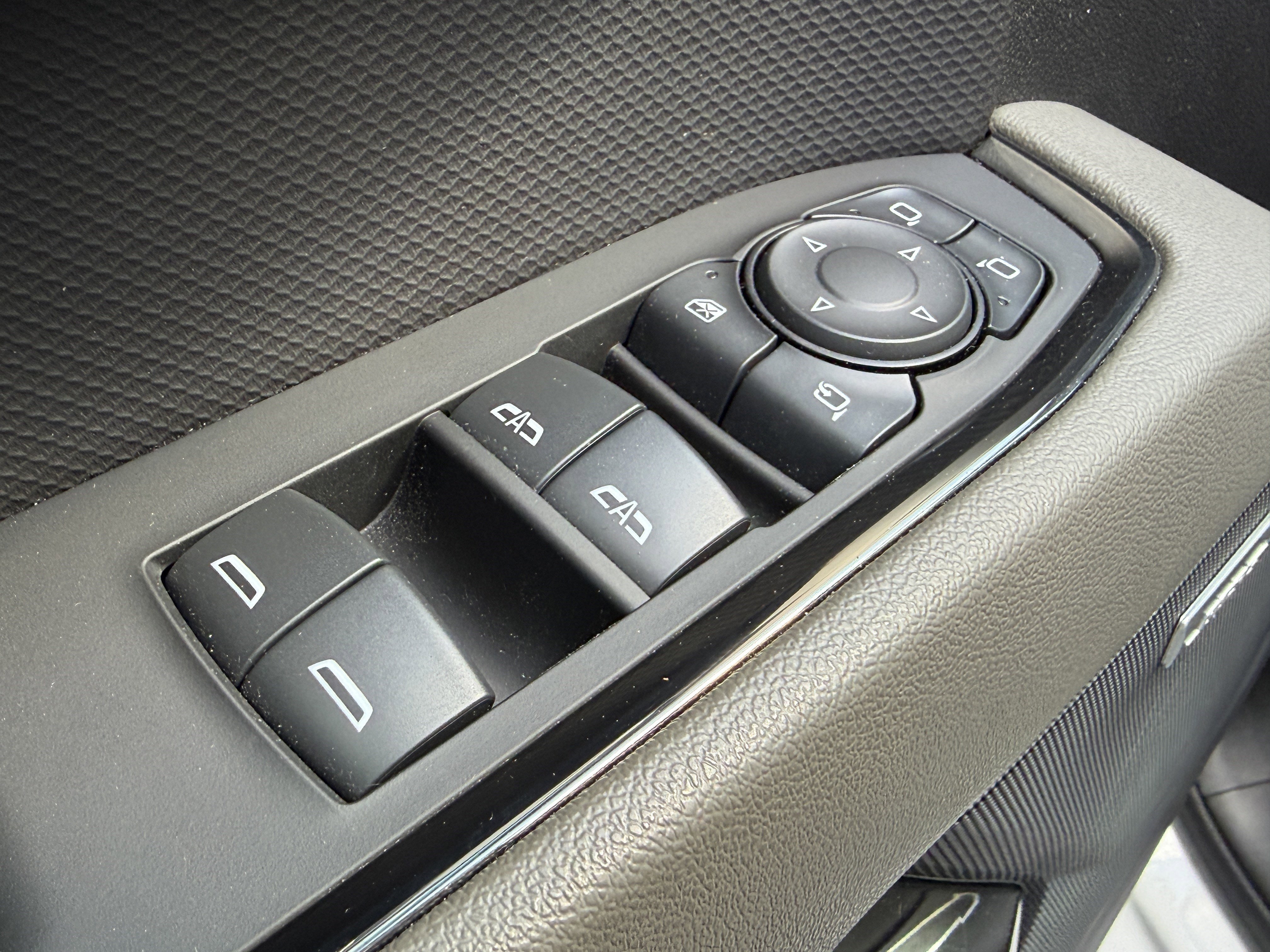 2024 Chevrolet Silverado 1500 ZR2 - Photo 16