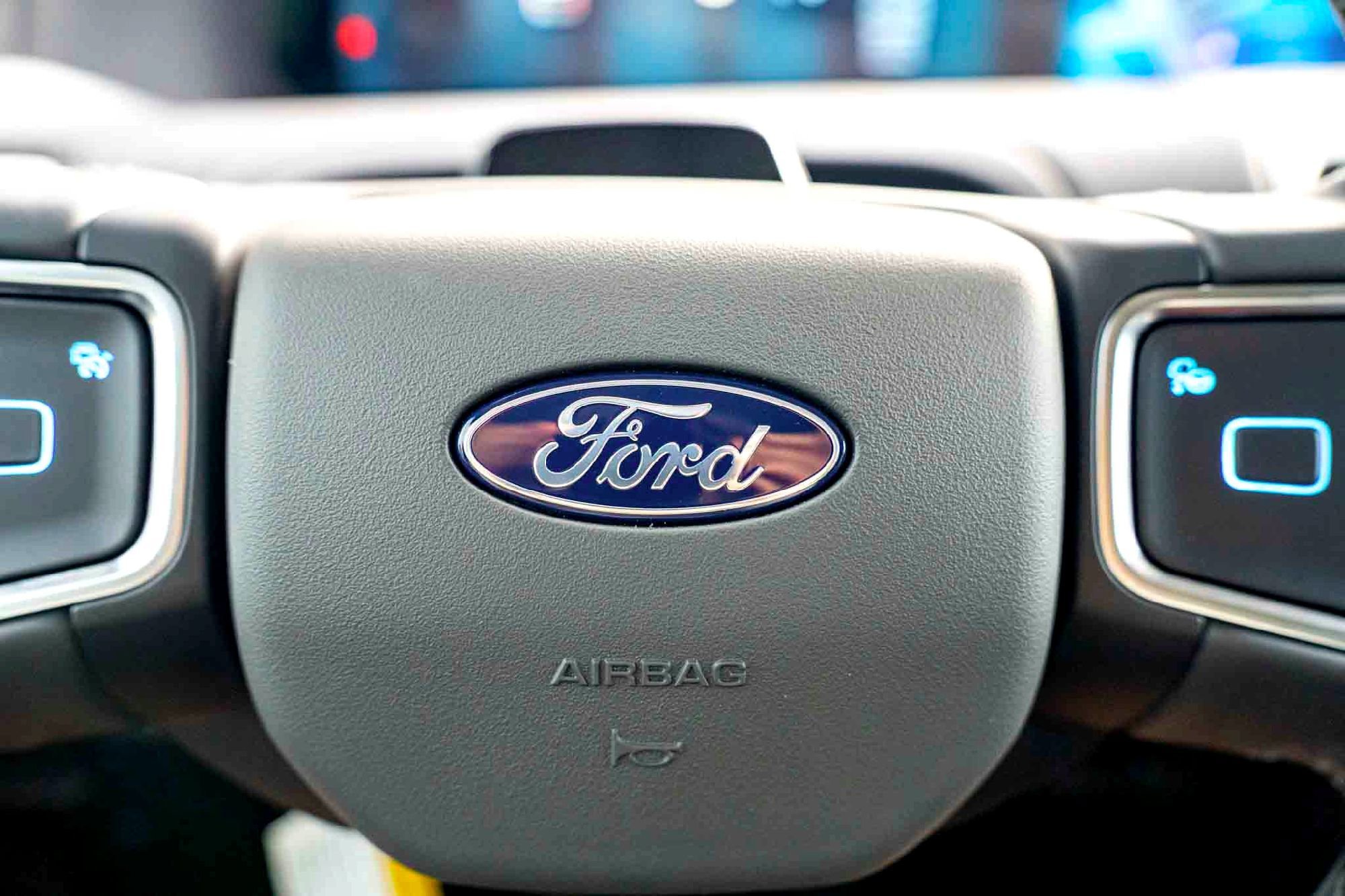 2025 Ford Expedition Active - Photo 12