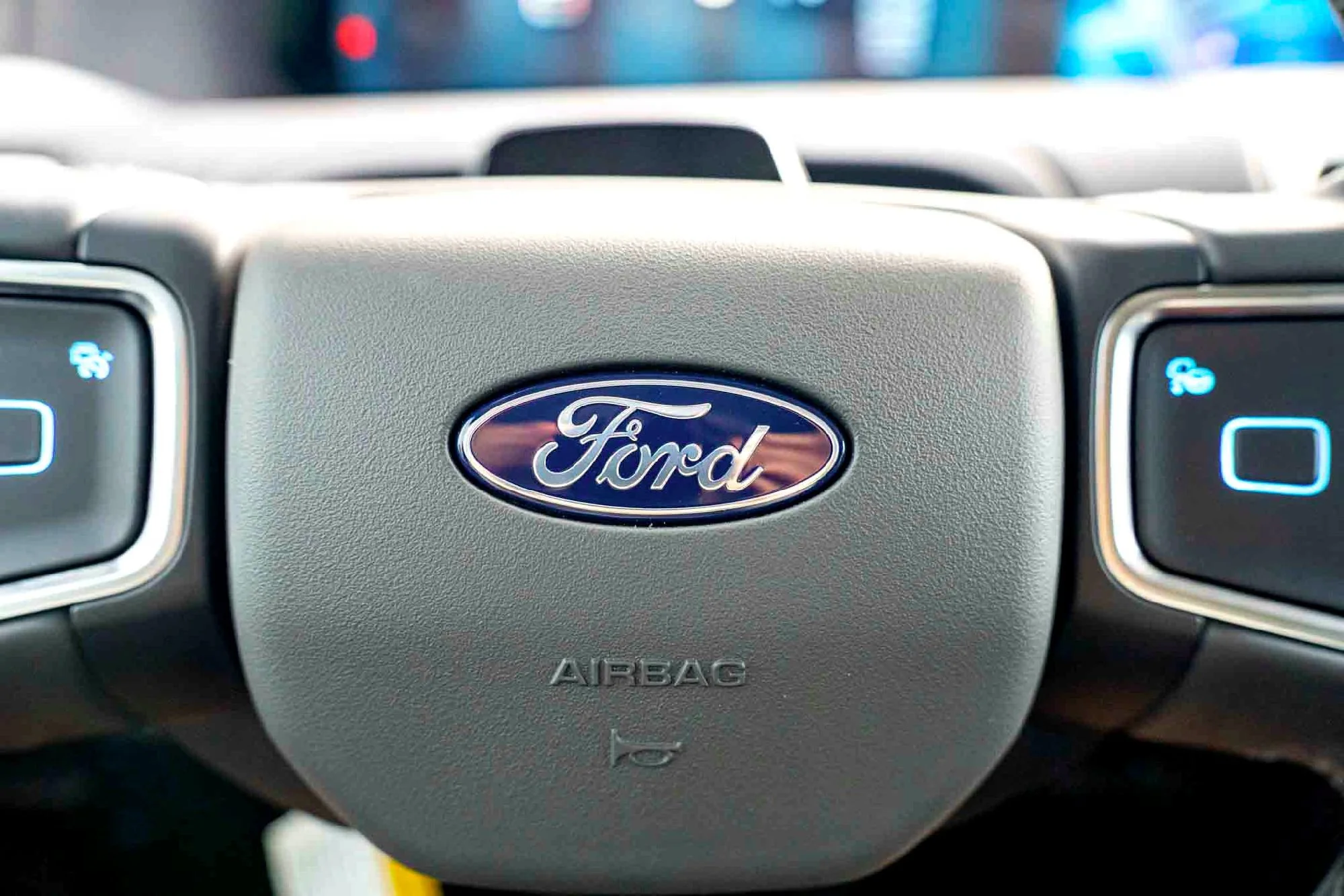 2025 Ford Expedition Active - Photo 12