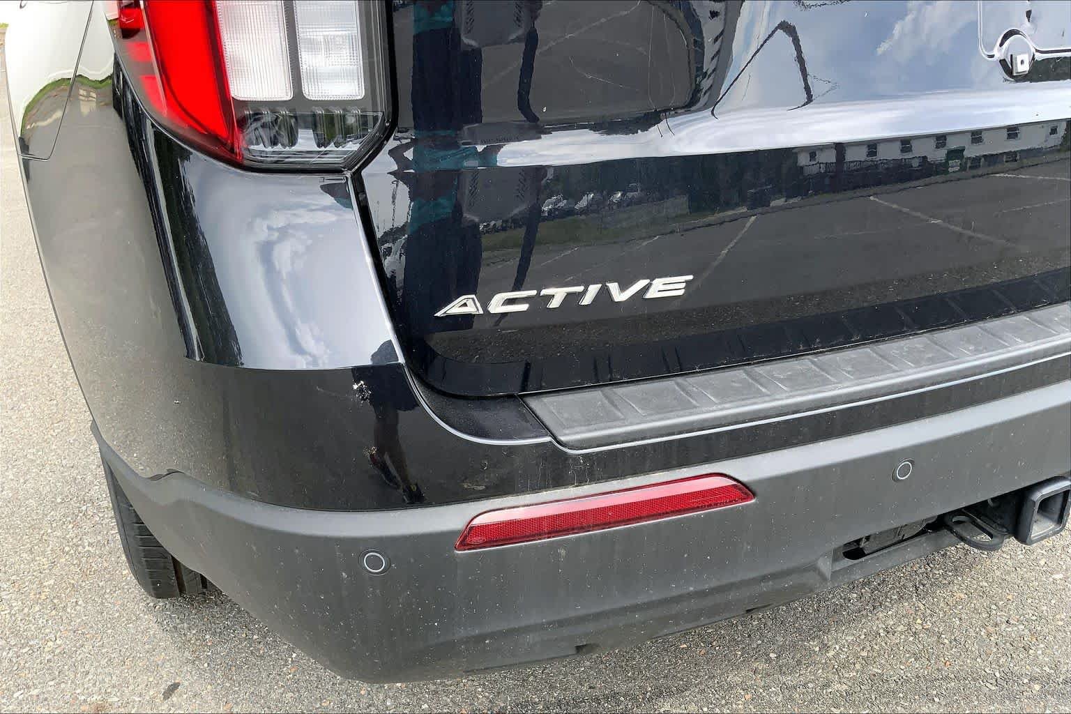 2026 Ford Explorer Active - Photo 6