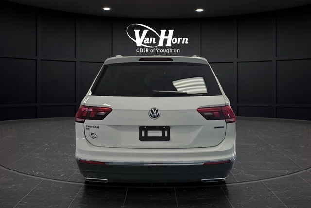 Used 2021 Pure White Volkswagen 2.0T SEL image 6