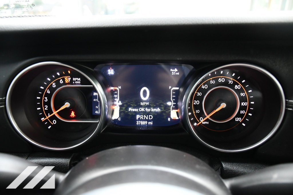Used 2021 Blue Jeep Overland image 13