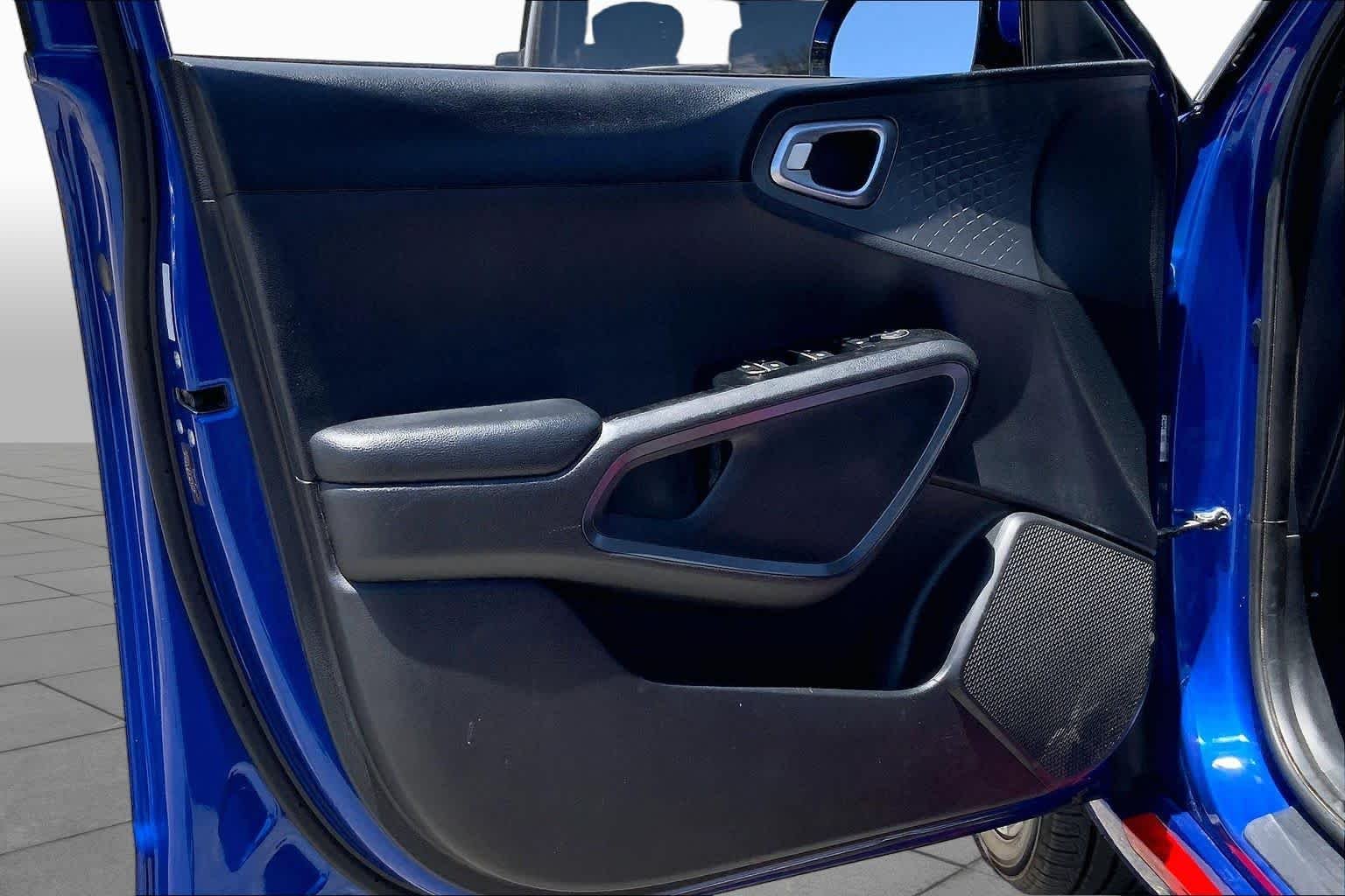 Used 2020 Neptune Blue Kia GT-Line image 19