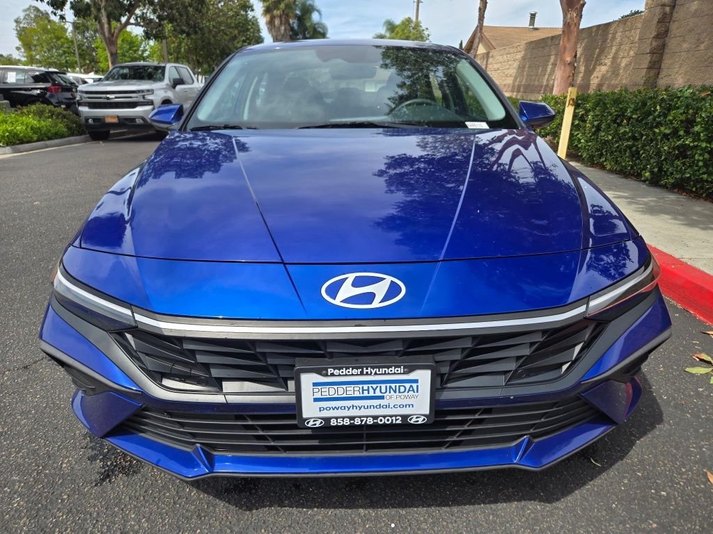 Used 2024 Blue Hyundai SEL image 2