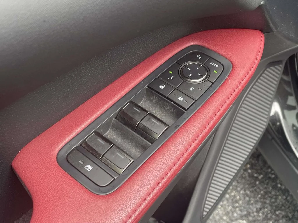 Used 2024 Black Lexus 500h F SPORT Performance image 22