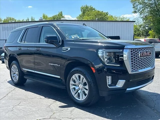 Used 2024 Black GMC Denali image 2