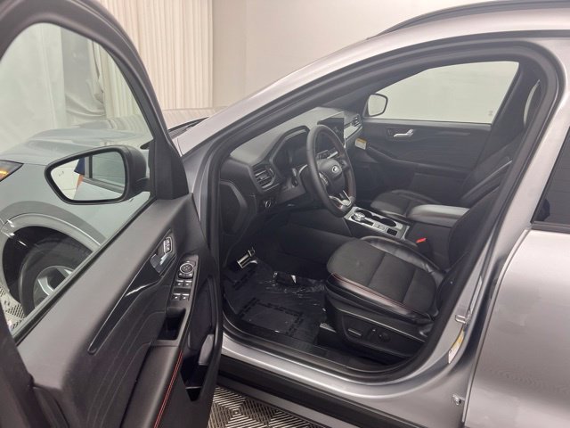 Used 2023 Silver Ford ST-Line image 12