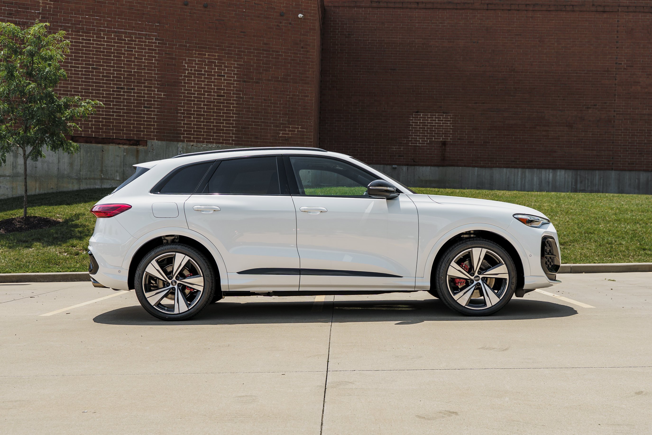 New 2026 GLACIER WHITE Audi Premium Plus image 3
