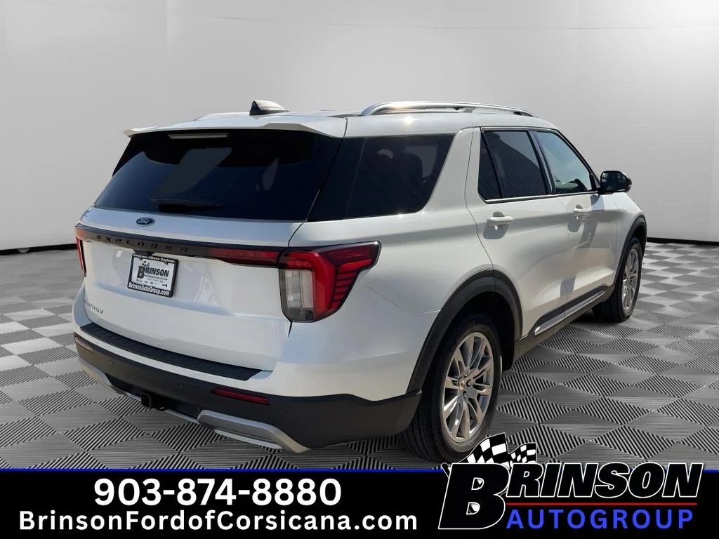 New 2026 White Ford Platinum image 5
