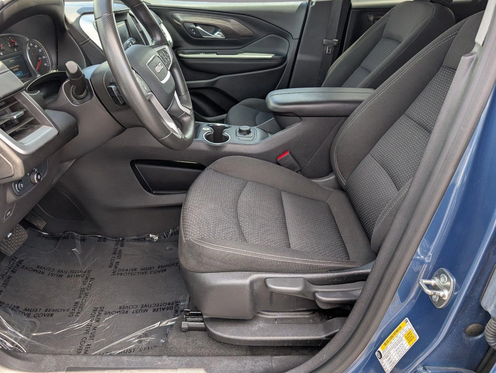 Used 2024 Downpour Metallic GMC SLE image 13