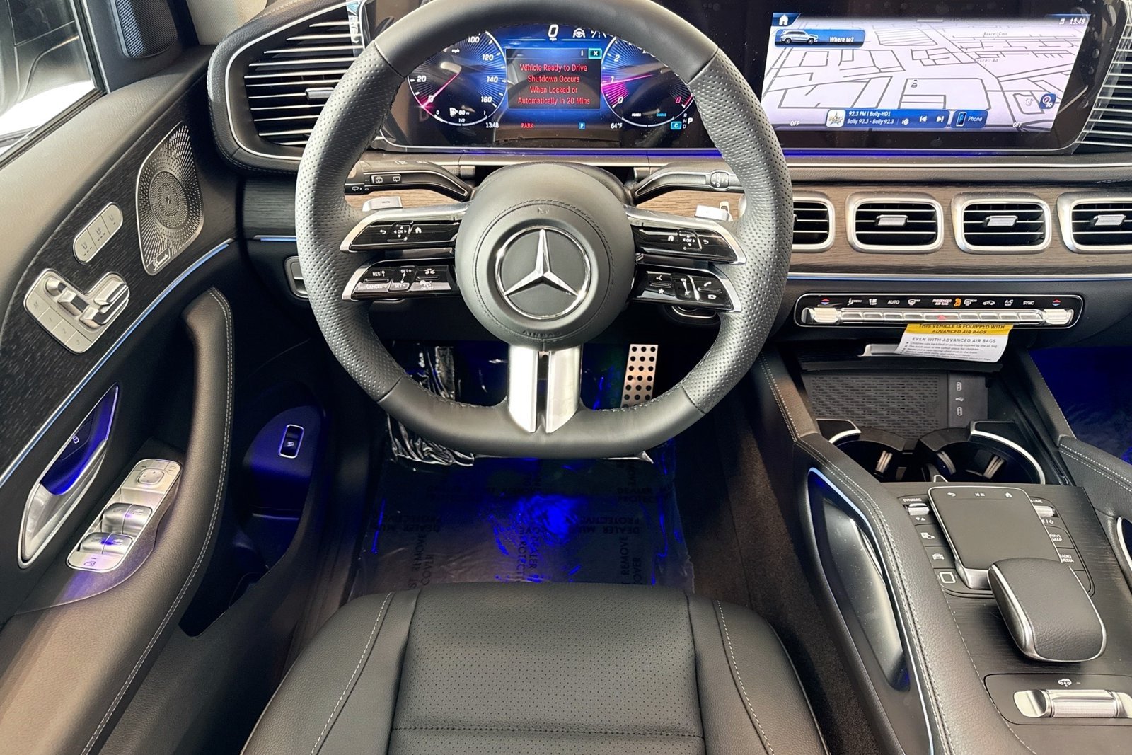 New 2026 MANUFAKTUR Moonlight White Metallic Mercedes-Benz GLS 450 image 20
