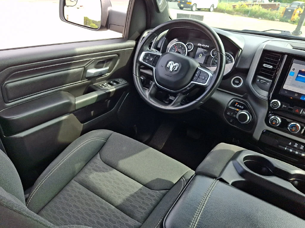 Used 2025 Diamond Black Crystal Pearlcoat Ram Tradesman image 15