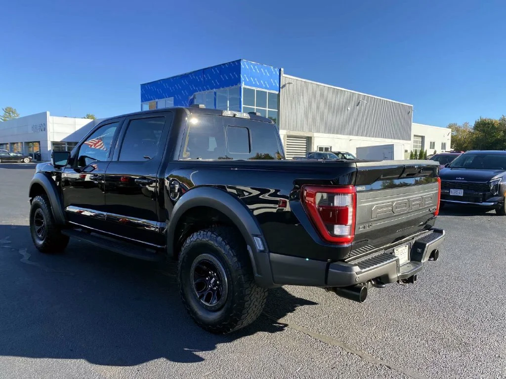 Used 2022 Black Metallic Ford Raptor image 9
