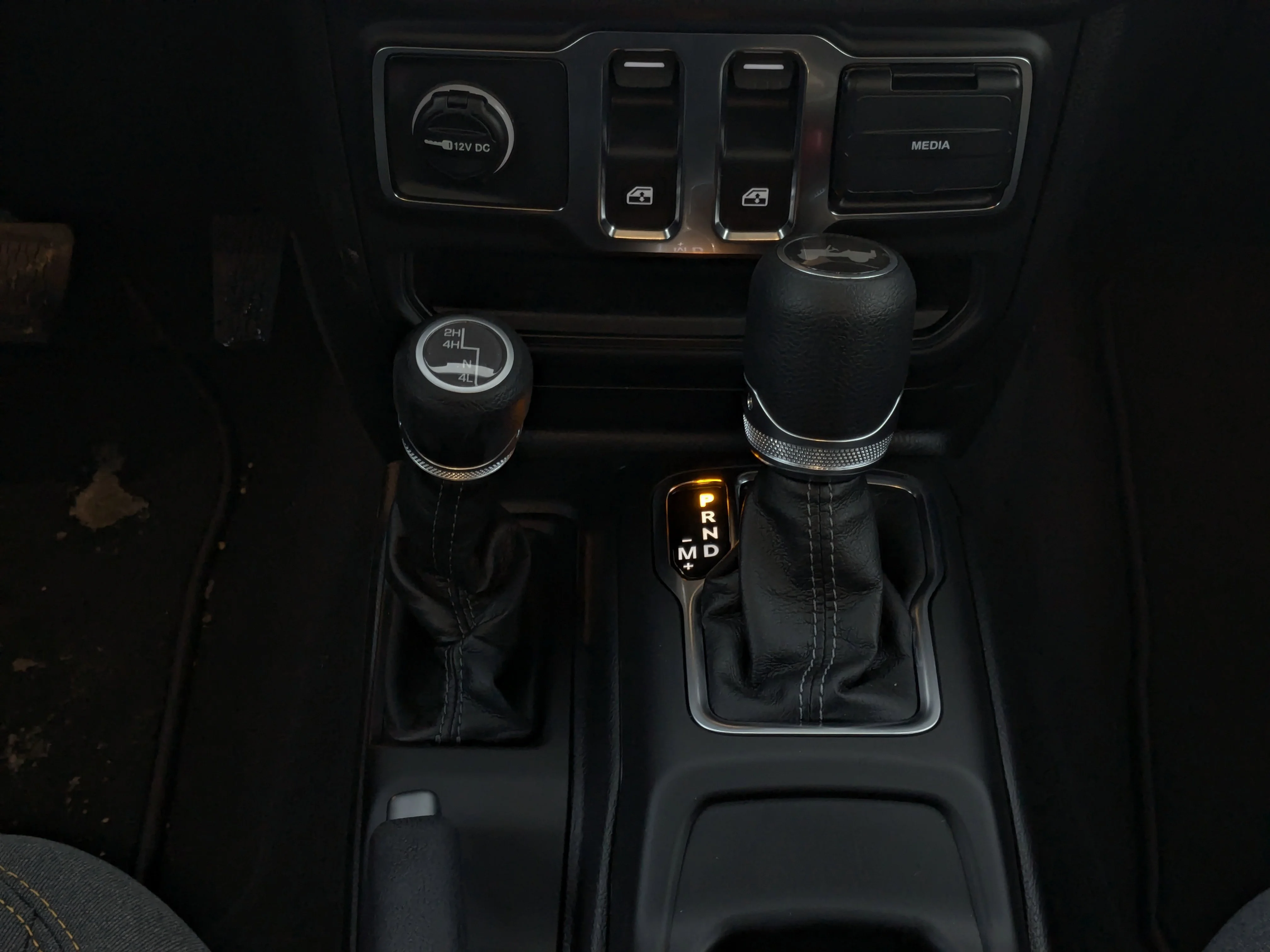 New 2026 Black Jeep Sport - Black Freedom Top - Customer Preferred Pkg 22B - 8-Speed Auto & More image 21